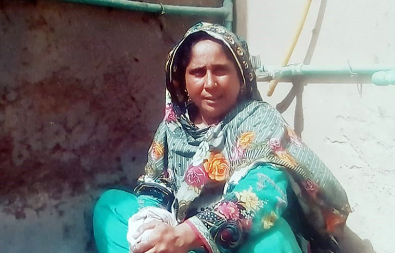Kalsoom Bibi PreOP Pics (6) aaa