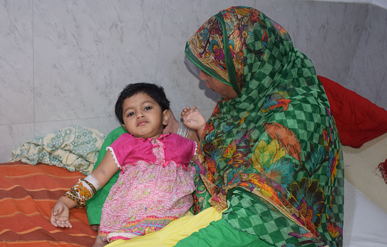 Kinza Ibrar PostOP Pics (8) a