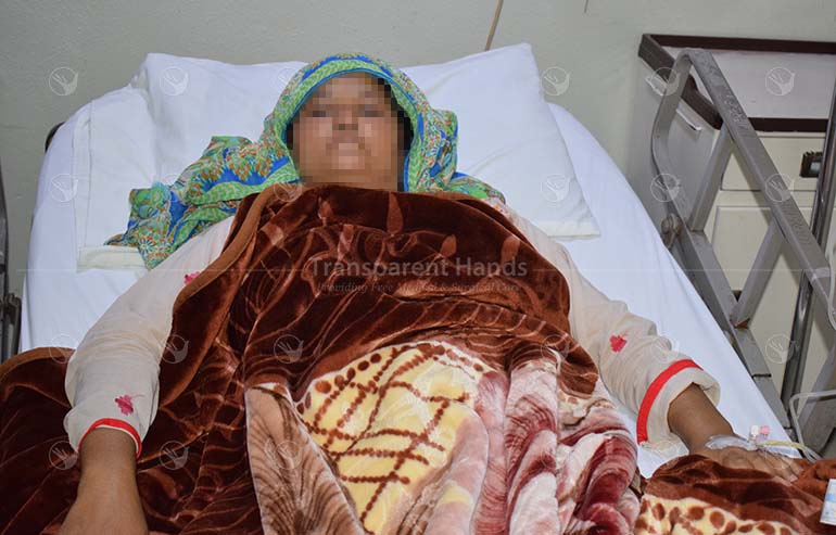 Safina roshan PostOP Pics (5) a