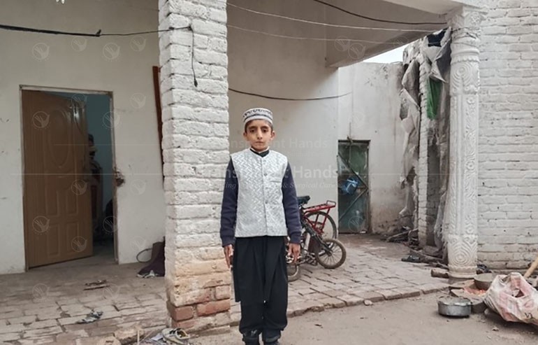 1740720258 Huzaifa Pre OP (3)
